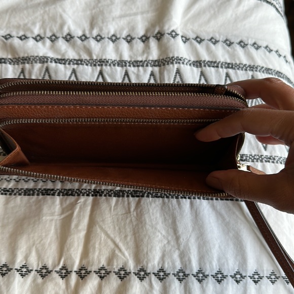 COACH Wallet/Wristlet - Picture 6 of 9